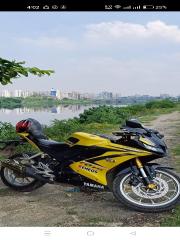 YAMAHA R15 V3